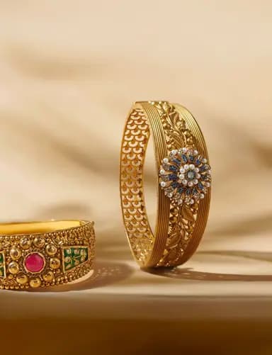 bangle-chandanaz